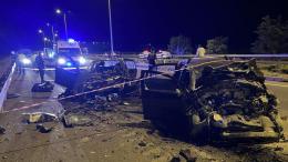 Gurbetçi Ailenin Karıştığı Kazada İki Otomobil Çarpıştı: 2 ölü, 4 yaralı.