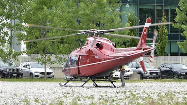 İtalya’da 4 Türk iş insanını taşıyan özel helikopter kayboldu.