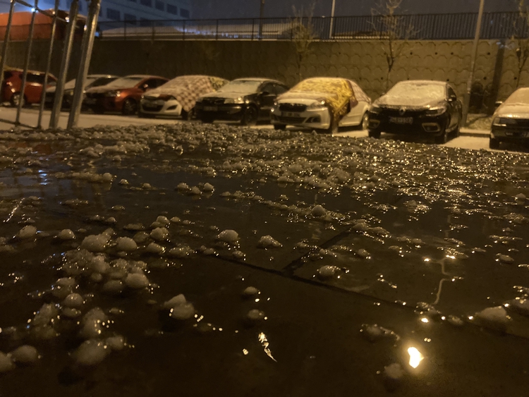 Gaziantep’te sağanak ve dolu hayatı olumsuz etkiledi