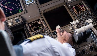 Uçak 10 Dakika Pilotsuz Uçtu