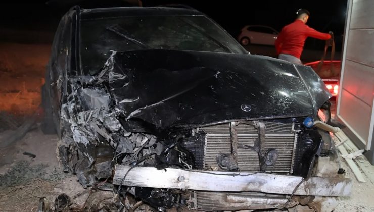 Alkollü Sürücü, Gurbetçi Ailenin Aracına Çarptı: 3 Yaralı.