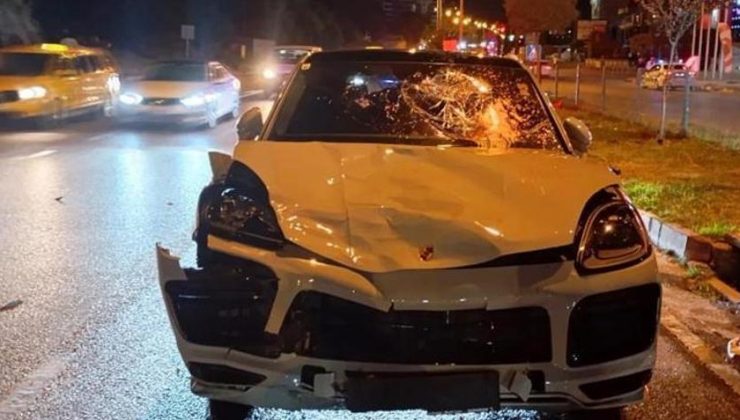 Gurbetçi Vatandaşın Kullandığı Jip Motorsiklete Çarptı. Kazada, İki Kişi Hayatını Kaybetti.