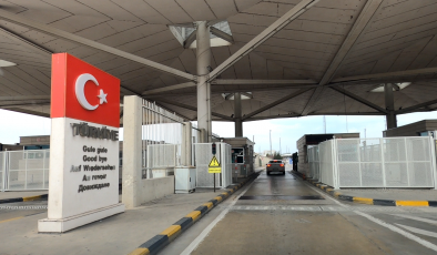Türkiye’ye Giriş Sırasında Gurbetçi Vatandaşın Aracı, Yanlışlıkla 11 Yaşındaki Oğulu Üzerine Kayıt Edildi.