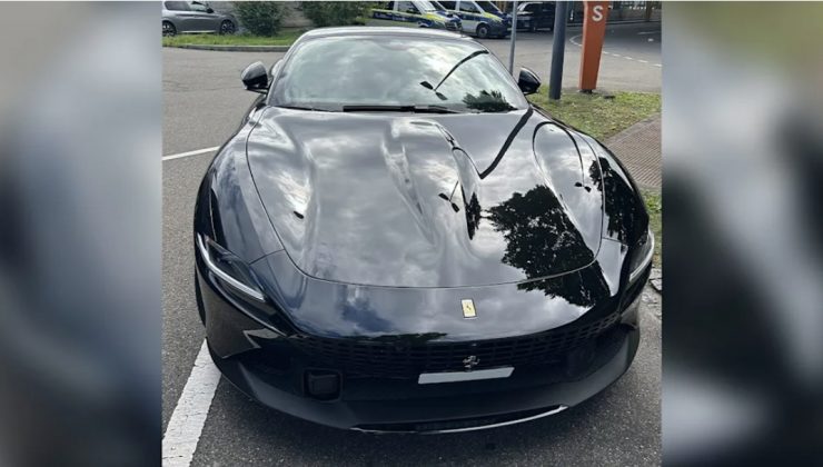 Ferrari Sürücüsüne Sınır Kapısında Toplam 124 Bin Avro Ceza Kesildi.