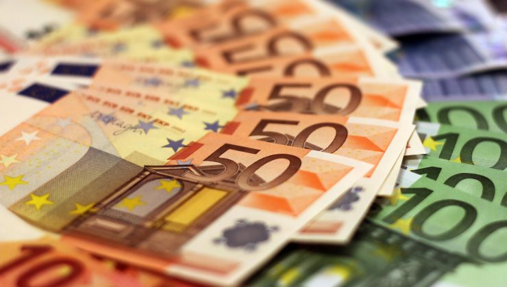 Hırvatistan Sınır Kapısı’nda Bir Yolcuya, 5 Bin 800 Avro Ceza Yazıldı.