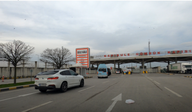 Resmi Gazete’de Yayımlandı: Yabancı Plakalı Araçların Trafik Cezaları PTT veya Bankadan Ödenebilecek.