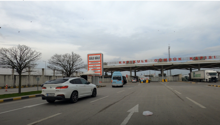 Resmi Gazete’de Yayımlandı: Yabancı Plakalı Araçların Trafik Cezaları PTT veya Bankadan Ödenebilecek.
