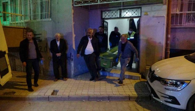 Almanya’daki çocuklarının telefonu acı gerçeği ortaya çıkardı: Baba evinde ölü bulundu.