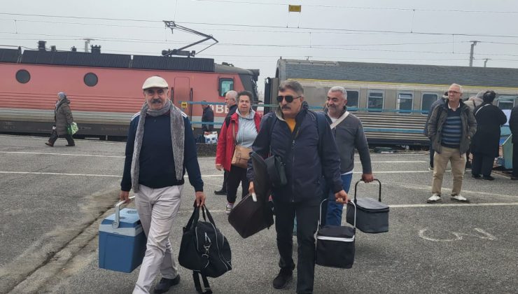 Bulgaristan’da 4 Gün Süresince Mahsur Kalan 144 Gurbetçi Sağ Sağlim Evlerine Ulaştı.