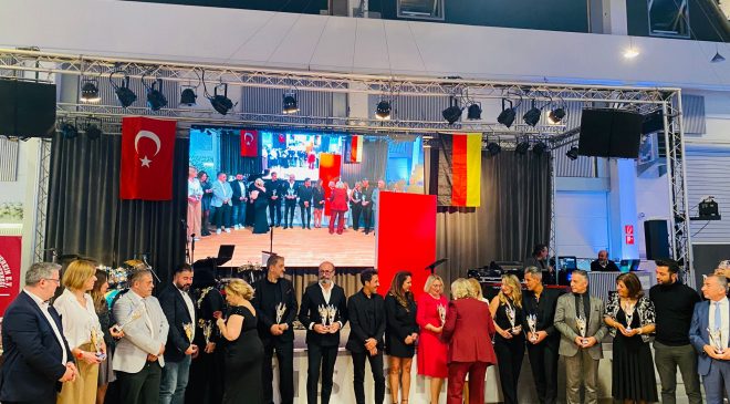 TAYSD’de Eğitime 20. Yıl Etkinliğinde: Yardım Sever Kalpleri Gelsenkirchen’de Buluşturdu! (GALERİE)