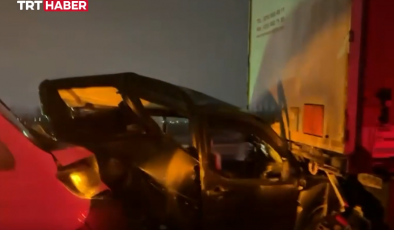 ANADOLU OTOYOLU’NDA : 16 ARAÇ BİRBİRİNE GİRDİ, 4’Ü AĞIR 6 YARALI!