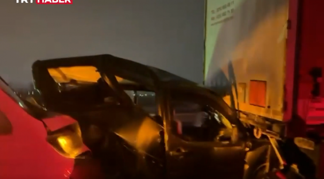 ANADOLU OTOYOLU’NDA : 16 ARAÇ BİRBİRİNE GİRDİ, 4’Ü AĞIR 6 YARALI!