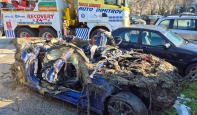 Bulgaristan’da Meydana Gelen Feci Kazada 2 Türk Öğrenci Hayatını Kaybetti, 2 Öğrenci İse Ağır Yaralı.