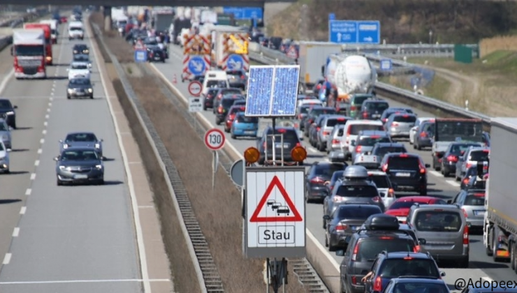 AVRUPA YOLLARINDA “TATİL” ALARMI: YOLLAR İKİYE BÖLÜNDÜ, GÜNEYDE TRAFİK KİLİT!