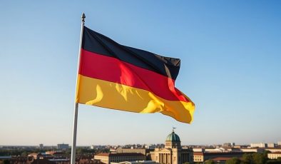 Bir Yılan Hikayesi ! Ahmet Külahçı Yazdı