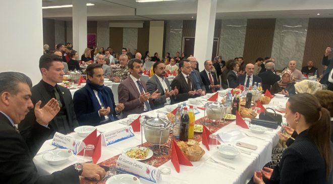 Duisburg Türk ve Alman kurumları iftarda buluştu