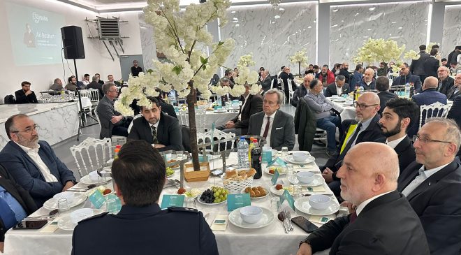 IGMG KÖLN BÖLGESİ İFTARINA BELEDİYE BAŞKANI VE SİYASİLER KATILDI