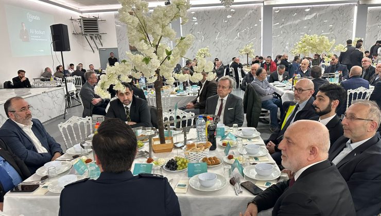 IGMG KÖLN BÖLGESİ İFTARINA BELEDİYE BAŞKANI VE SİYASİLER KATILDI