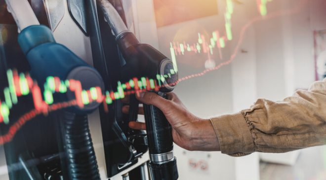 Almanya’da Akaryakıt Fiyatları Uçtu: Sürücüler Çözümü Sınır Ötesinde Buluyor!