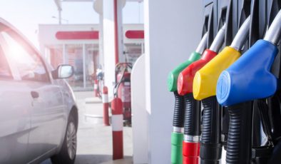 SON DAKİKA: Akaryakıta Savaş Zammı! Benzin ve Dizel Fiyatları Sert Yükseldi