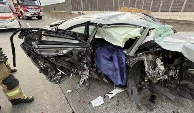 Gurbetçileri Yasa Boğan Kaza: 17 Yaşındaki Türk Genç Kızı Hayatını Kaybetti.