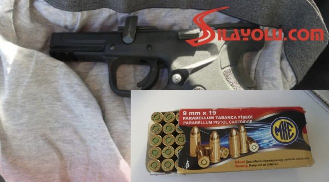 Sınır Kapısında, Gurbetçi Vatandaşın Aracında Bir Adet Tabanca ve Mühimmat Yakalandı.