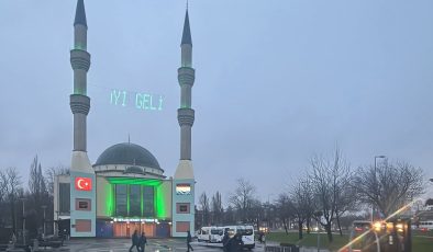 Avrupa’nın Göbeğinde Camiye Çirkin Saldırı.