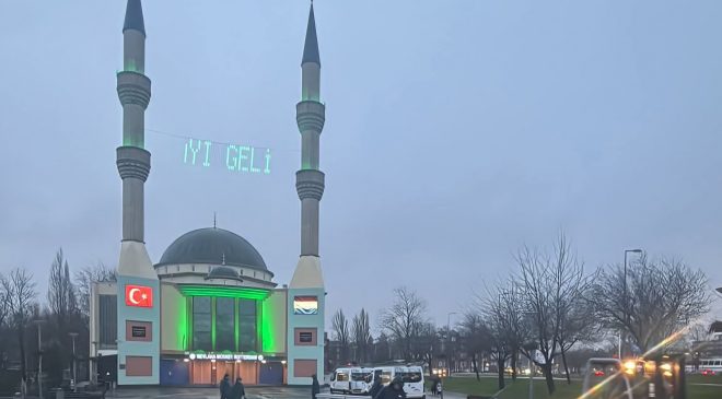 Avrupa’nın Göbeğinde Camiye Çirkin Saldırı.