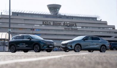 TOGG, Köln Bonn Havalimanı’nda ziyaretçilerle ve yolcular ile buluşuyor