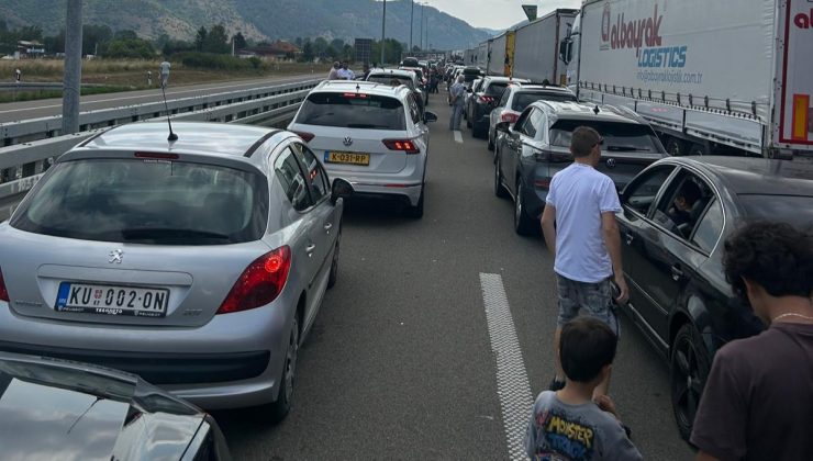 Avrupalı Türklerin Sıla Yolu Çilesi Sürüyor: Sınır Kapılarında Saatler Süren Bekleyiş