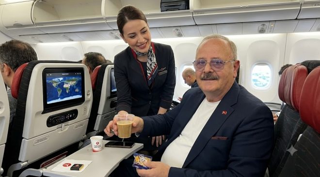 10 Bin Metrede Kabin Ekibinin Yolculara Söylediği 2 Masum Yalan