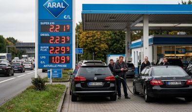 ALMANYA’DA SÜPER E10 BENZİN FİYATINDA YENİ REKOR!