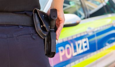 Heilbronn Polis Merkezi Memurunun Trafik Kontrolleri Sırasında Yaklaşık 250.000 Euro Zimmetine Geçirdiği İddia Ediliyor.