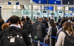 Brüksel Havalimanı’ndaki uzun pasaport kuyrukları AB’nin gündeminde