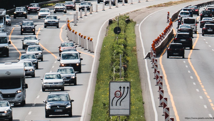 Almanya’da Hafta Sonu Trafik Çilesi : A3, A7 ve A8’de Uzun Kuyruklar Bekleniyor!
